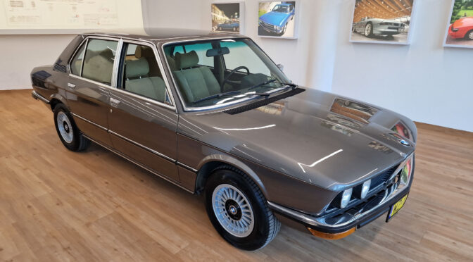 BMW 535i E12 1980 – 135000 PLN – Warszawa