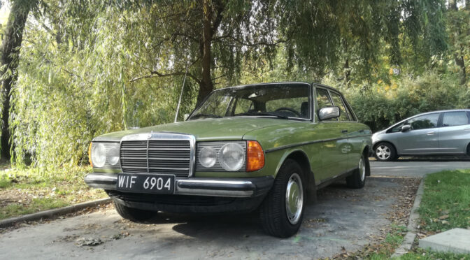 Mercedes 200D W123 1980 – 39000 PLN – Warszawa